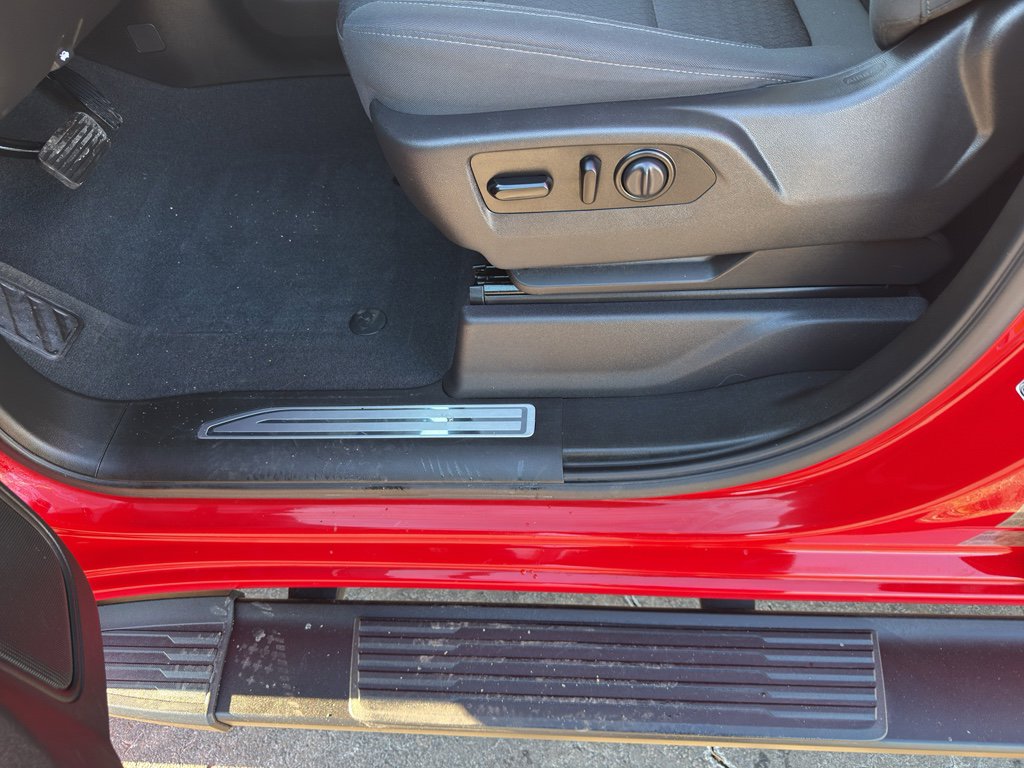 Used 2020 Chevrolet Silverado 1500 RST image 17