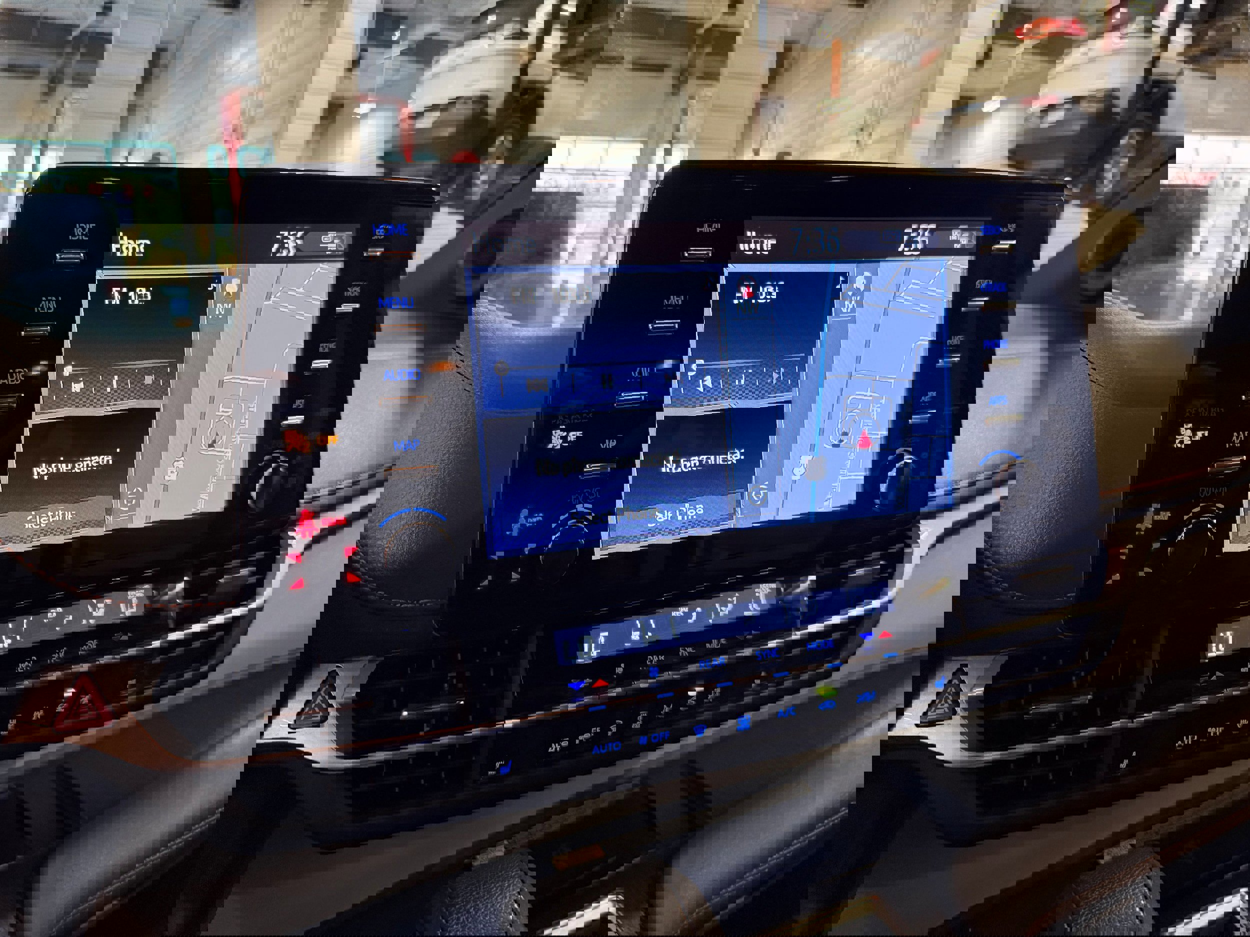 Used 2022 Toyota Sienna XSE w/ XSE Plus Package image 46