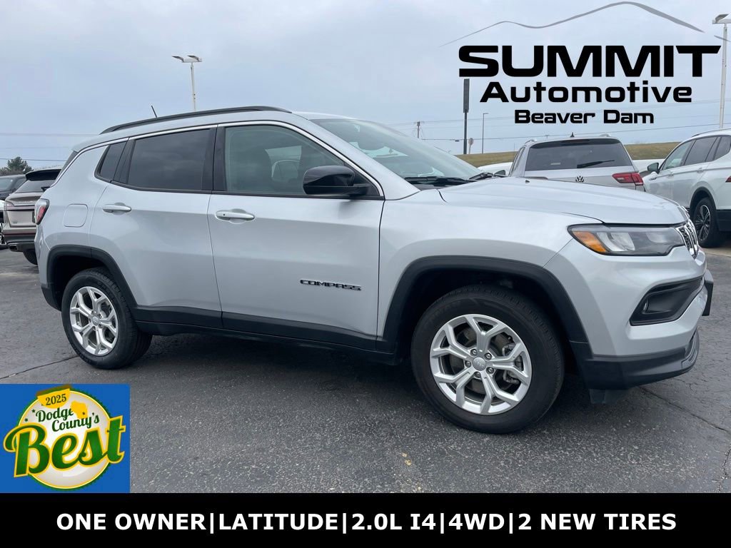 Used 2024 Jeep Compass Latitude image 1