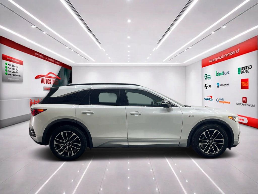 Used 2024 Acura ZDX A-Spec image 9