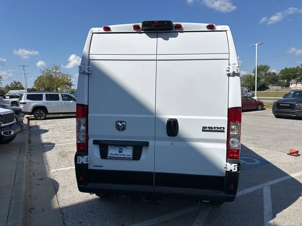 New 2026 RAM ProMaster 2500 w/ Convenience Group image 25