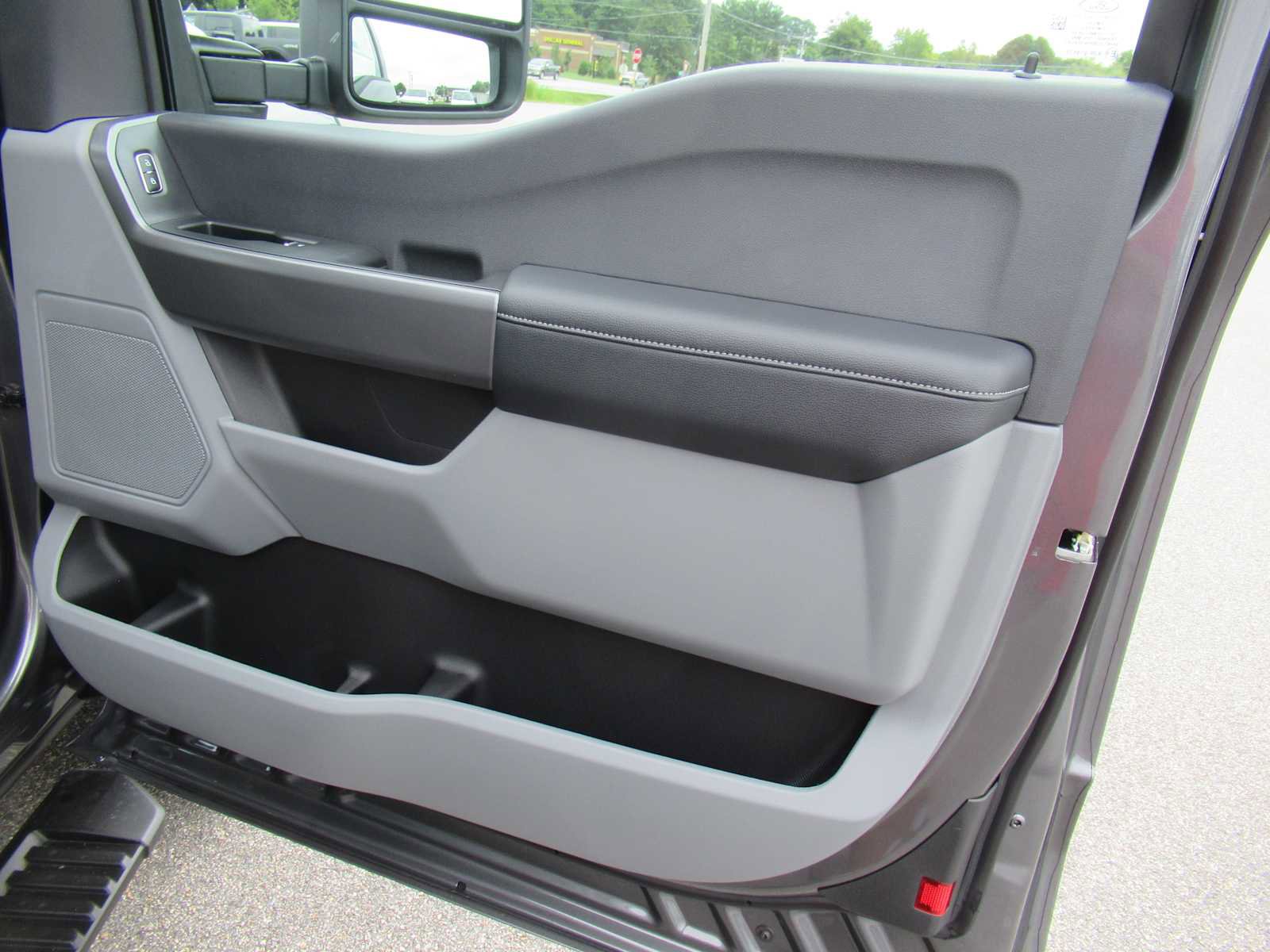 New 2026 Ford F350 XLT image 12