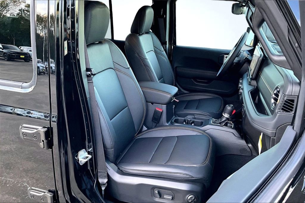 New 2026 Jeep Gladiator Sport image 8