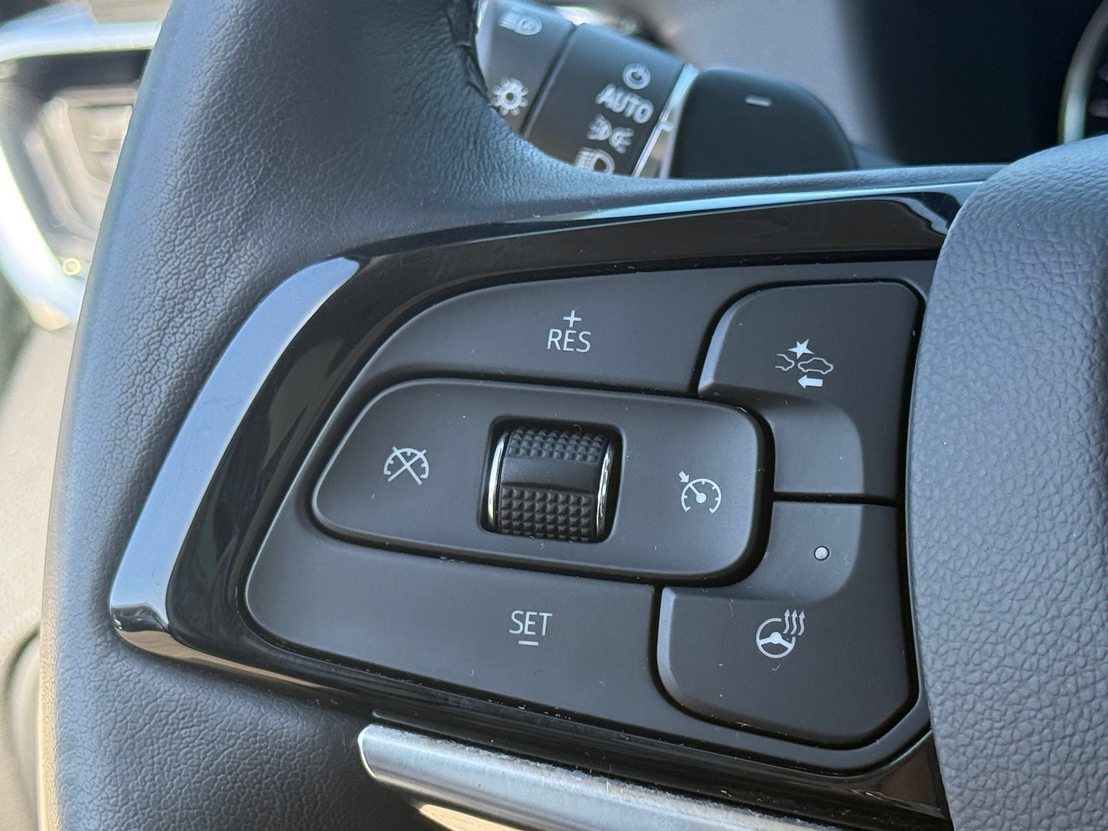 Certified 2023 Buick Enclave Avenir w/ Avenir Technology Package FWD image 14