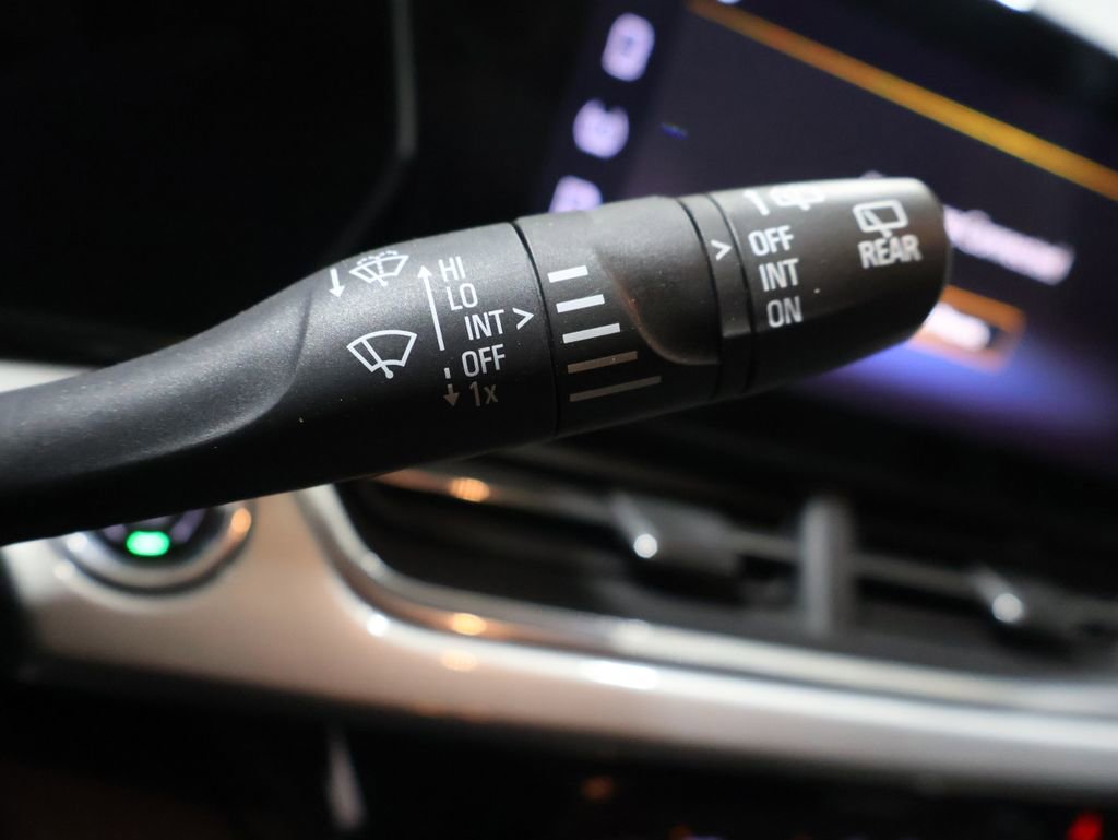 Used 2024 Chevrolet Trax LT w/ Driver Confidence Package FWD image 34