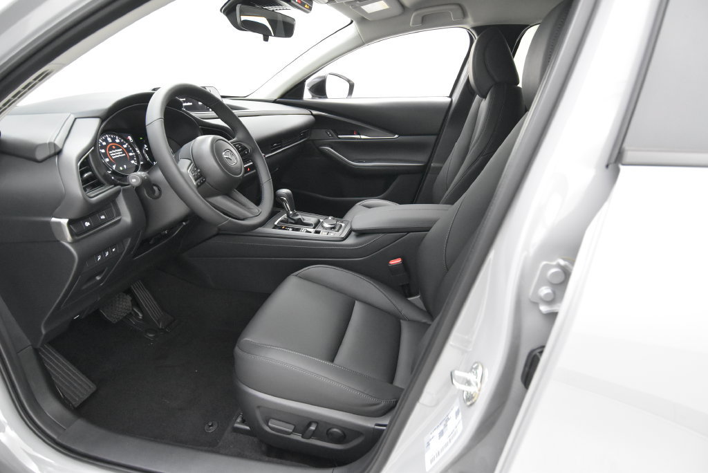 New 2026 MAZDA CX-30 AWD 2.5 S w/ Select Sport Pkg image 24