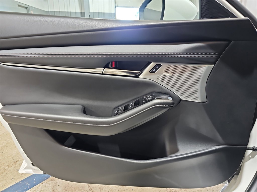 New 2026 MAZDA MAZDA3 2.5 S Hatchback w/ Premium Pkg image 25