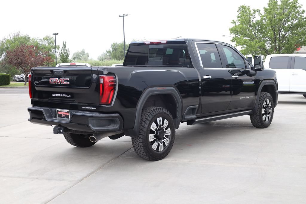 Used 2026 GMC Sierra 3500 Denali w/ Technology Package AWD/4WD image 6