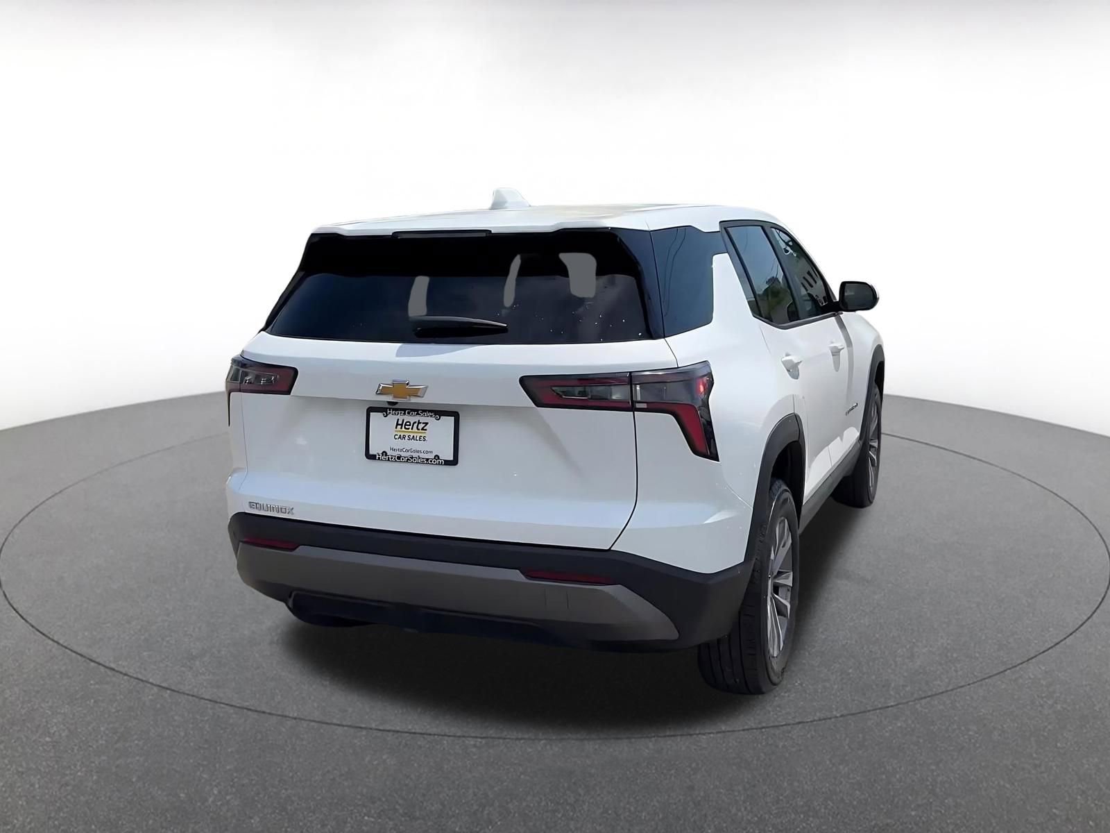 Used 2025 Chevrolet Equinox LT FWD image 14