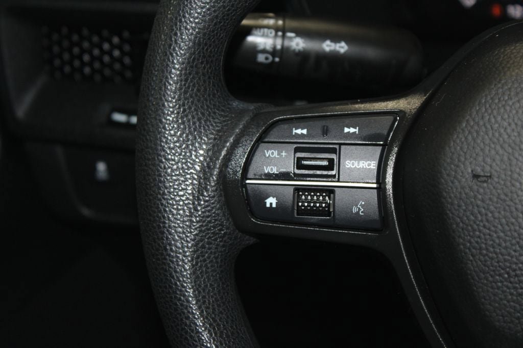 Used 2023 Honda CR-V LX image 19