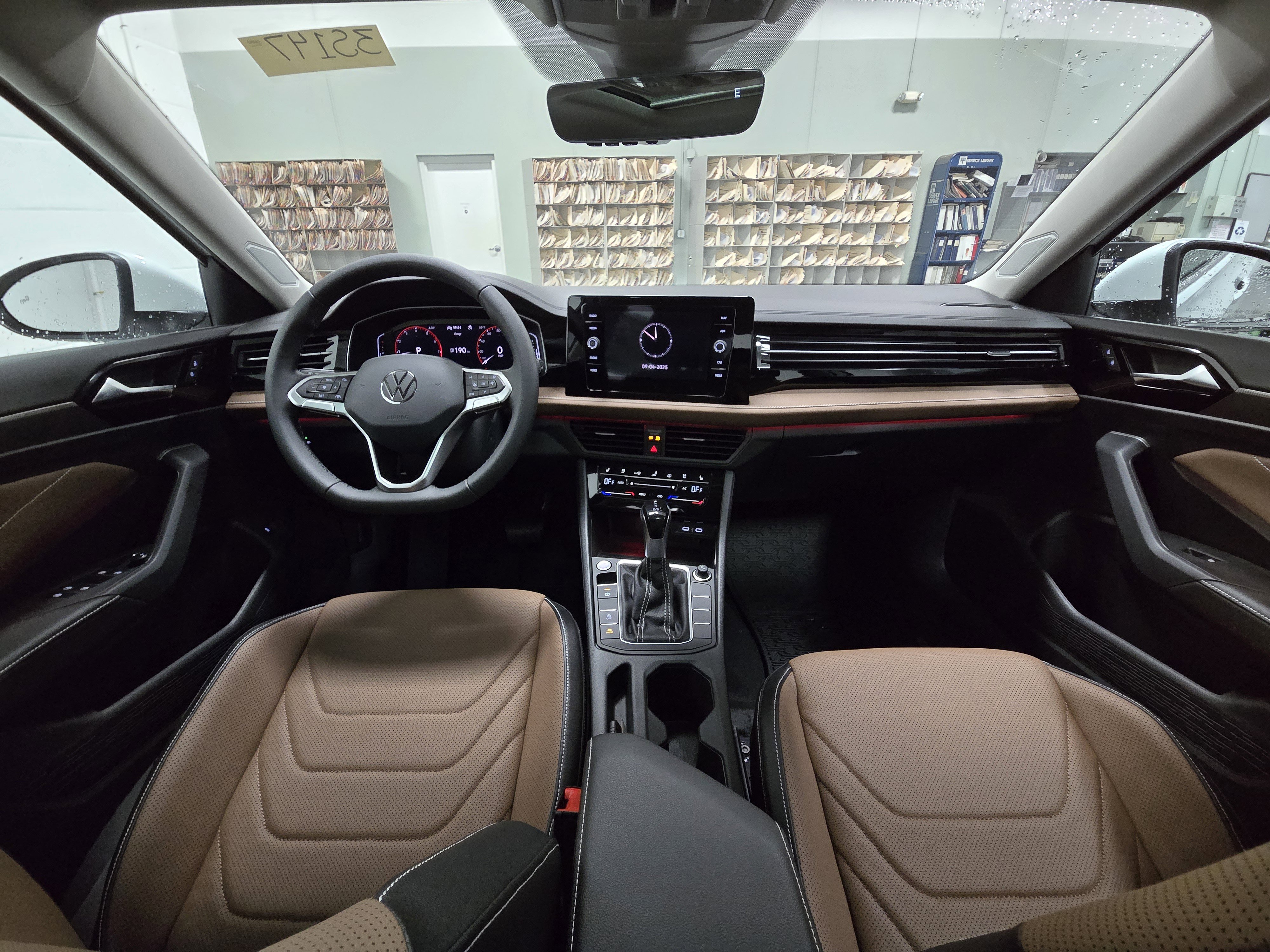 New 2025 Volkswagen Jetta SEL image 12