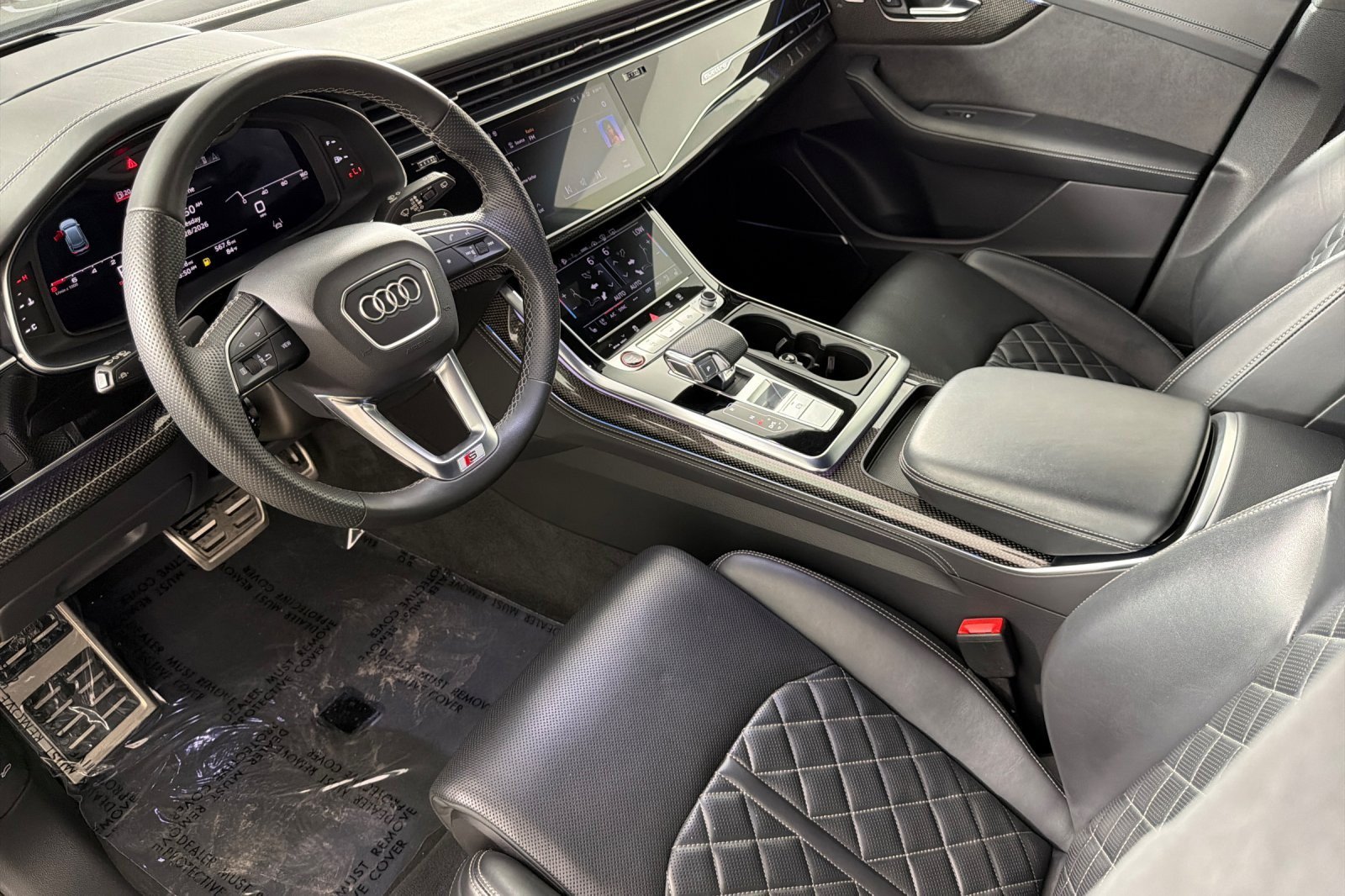 Used 2023 Audi SQ8 Prestige AWD/4WD image 9