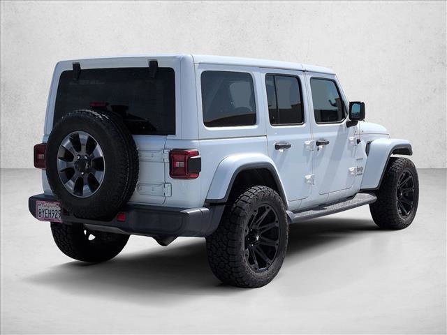 Used 2018 Jeep Wrangler Unlimited Sahara AWD/4WD image 5