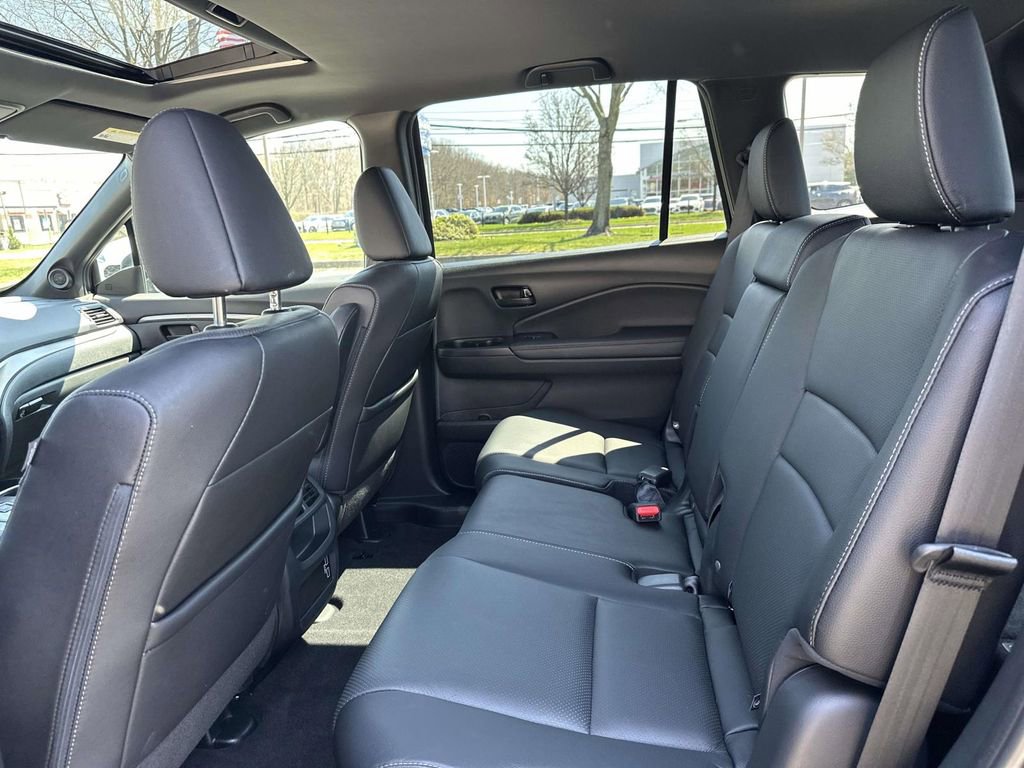 Certified 2023 Honda Passport EX-L image 9