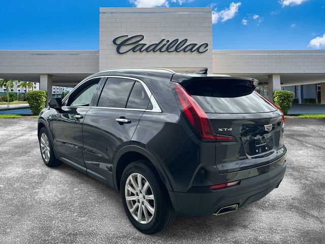 Certified 2022 Cadillac XT4 Luxury w/ Driver Awareness Package FWD image 8