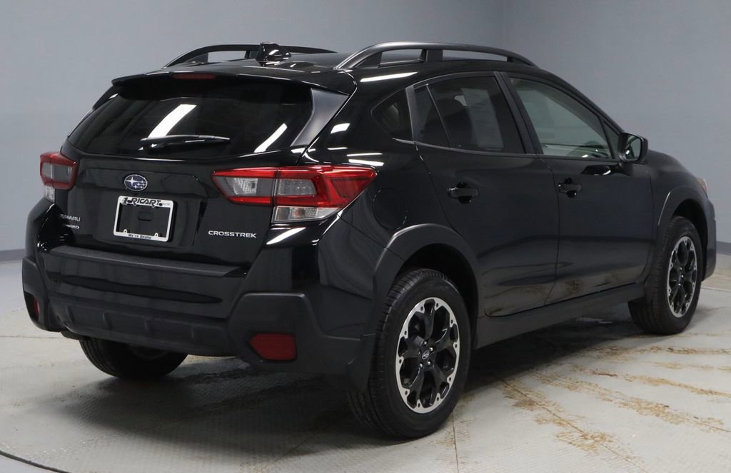 Used 2023 Subaru Crosstrek 2.0i Premium image 11