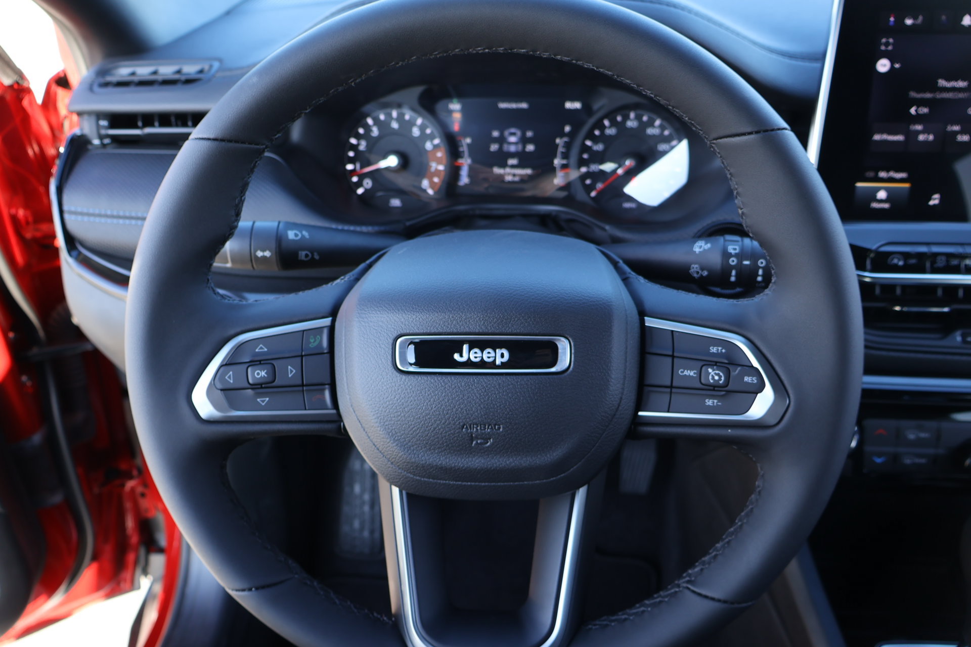 New 2026 Jeep Compass Latitude AWD/4WD image 3