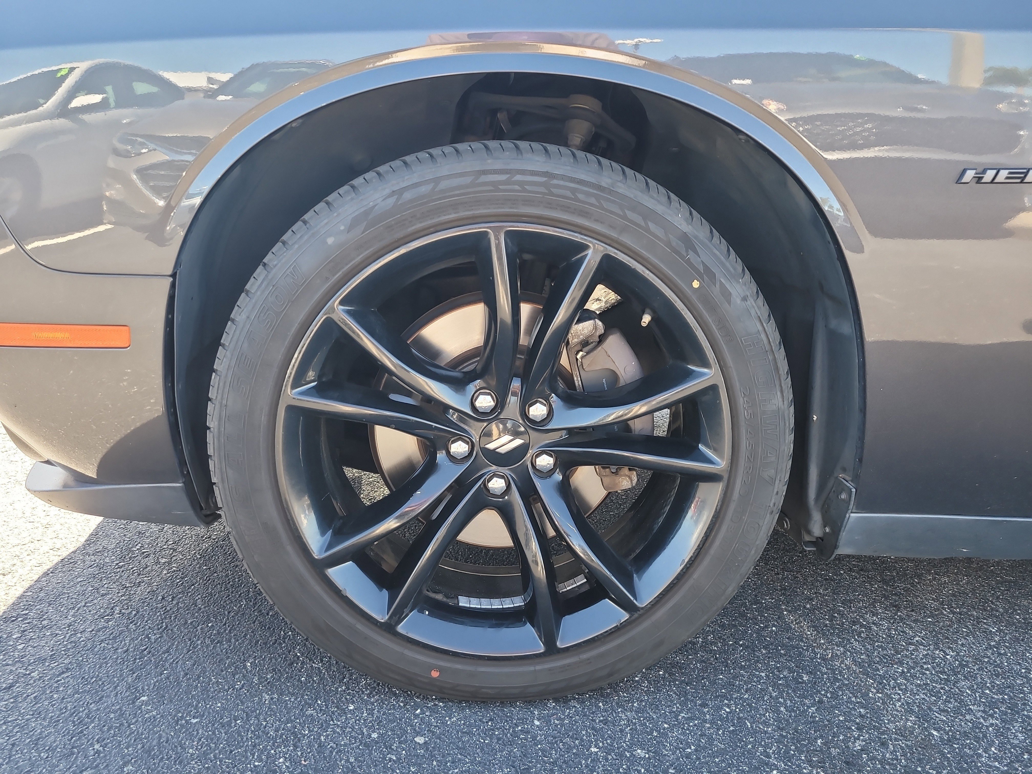 Used 2017 Dodge Challenger R/T Plus image 9