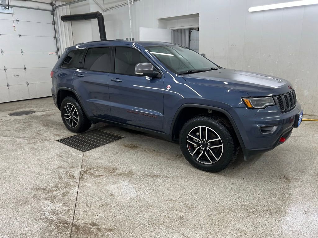 Used 2020 Jeep Grand Cherokee Trailhawk w/ Premium Lighting Group image 3
