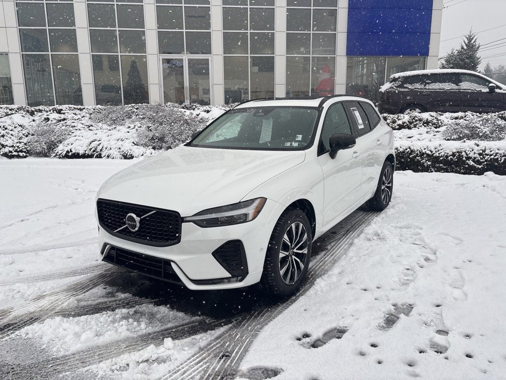 Certified 2024 Volvo XC60 B5 Plus image 11