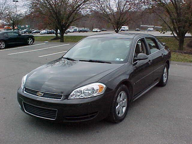 Used 2009 Chevrolet Impala LT w/ Luxury Edition Package FWD image 34