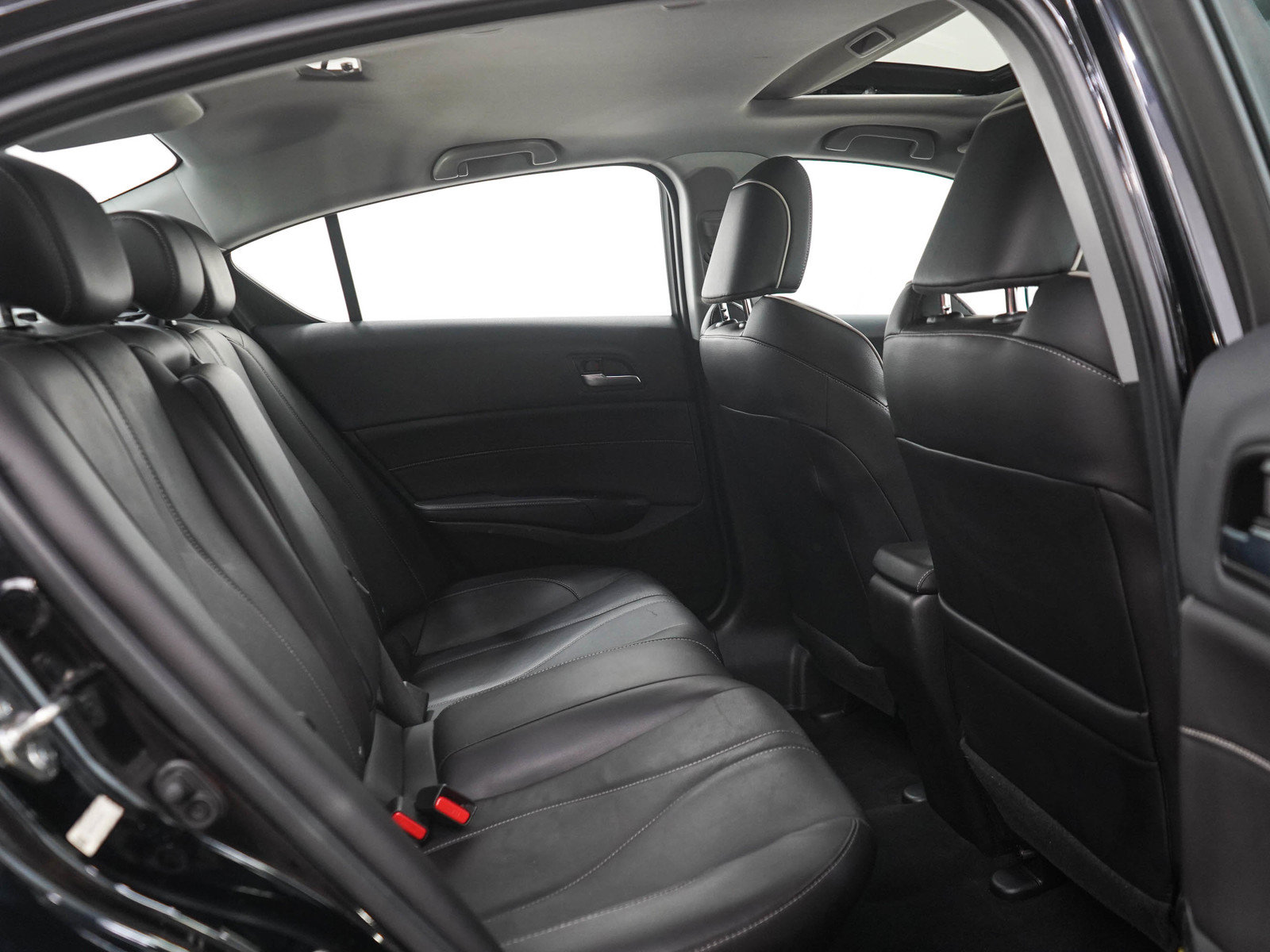 Used 2020 Acura ILX w/ Premium Package FWD image 12