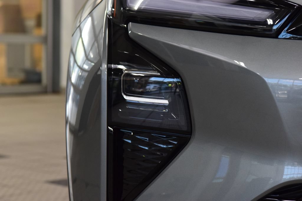 New 2027 Chevrolet Bolt RS w/ Technology Package FWD image 14