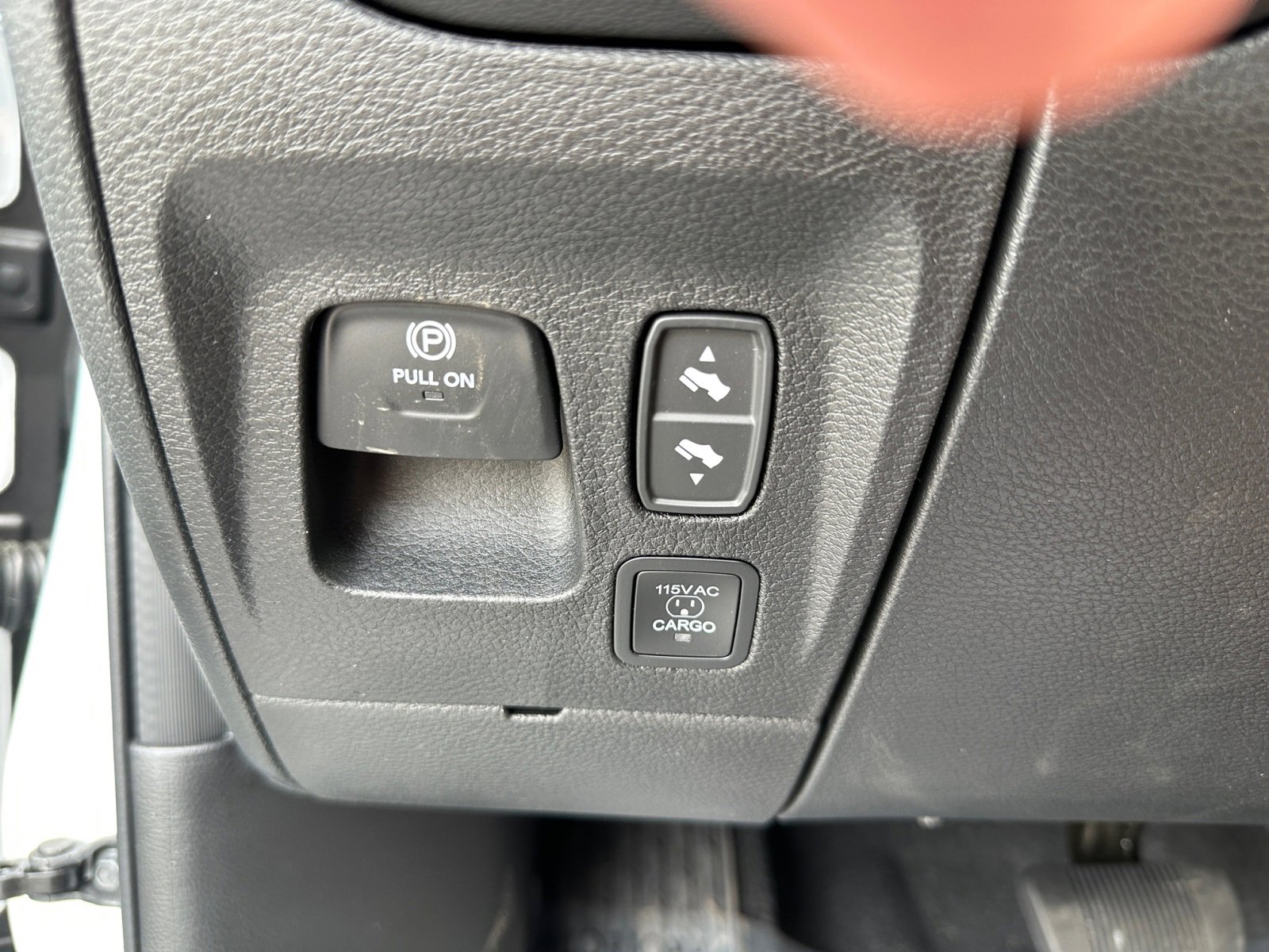 New 2025 RAM 1500 Limited image 25