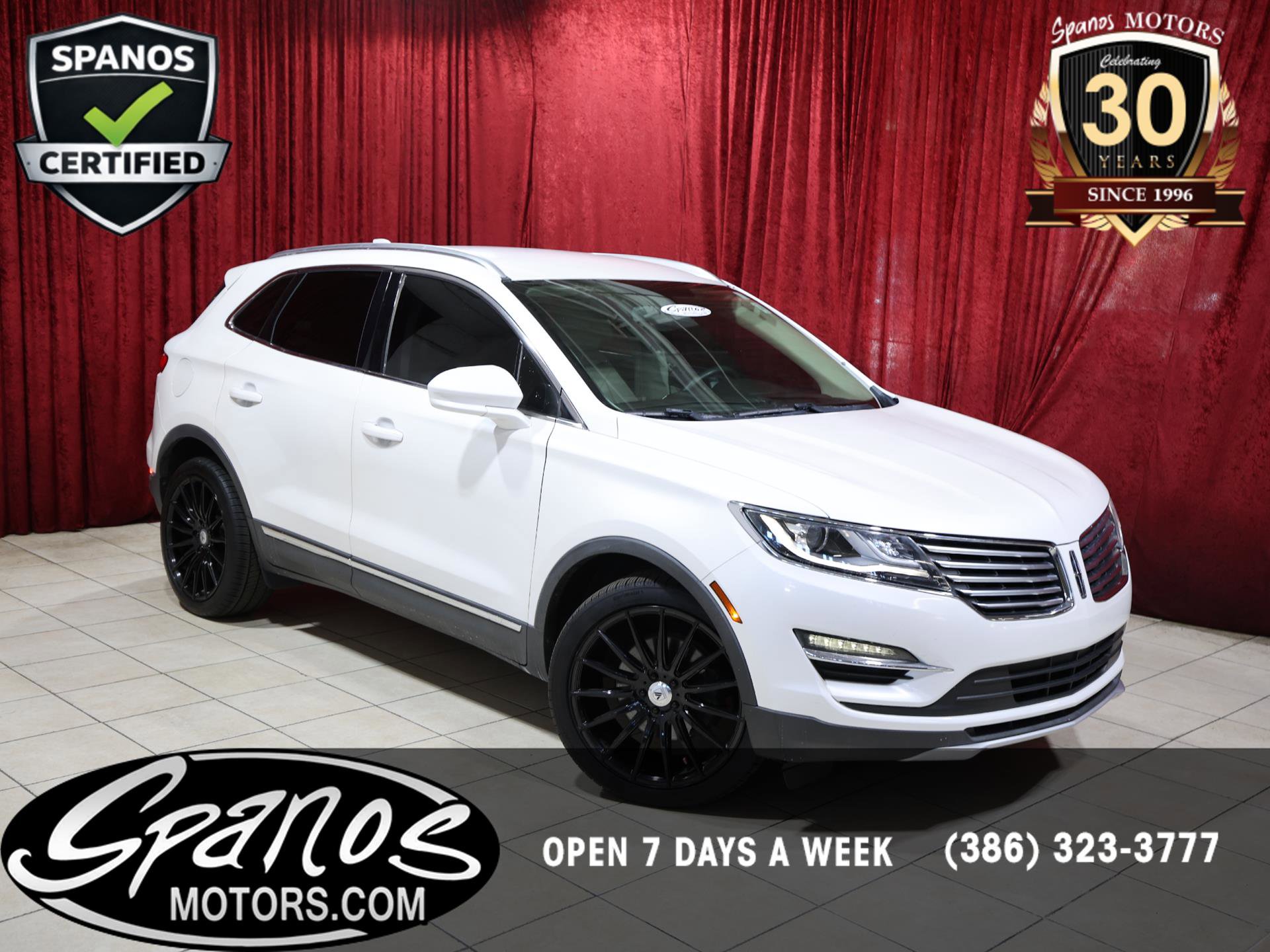Used 2017 Lincoln MKC Premiere image 1
