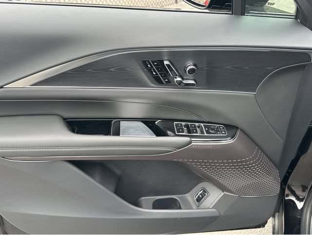 New 2026 Cadillac Lyriq Luxury w/ LPO, Floor Liner Package AWD/4WD image 6