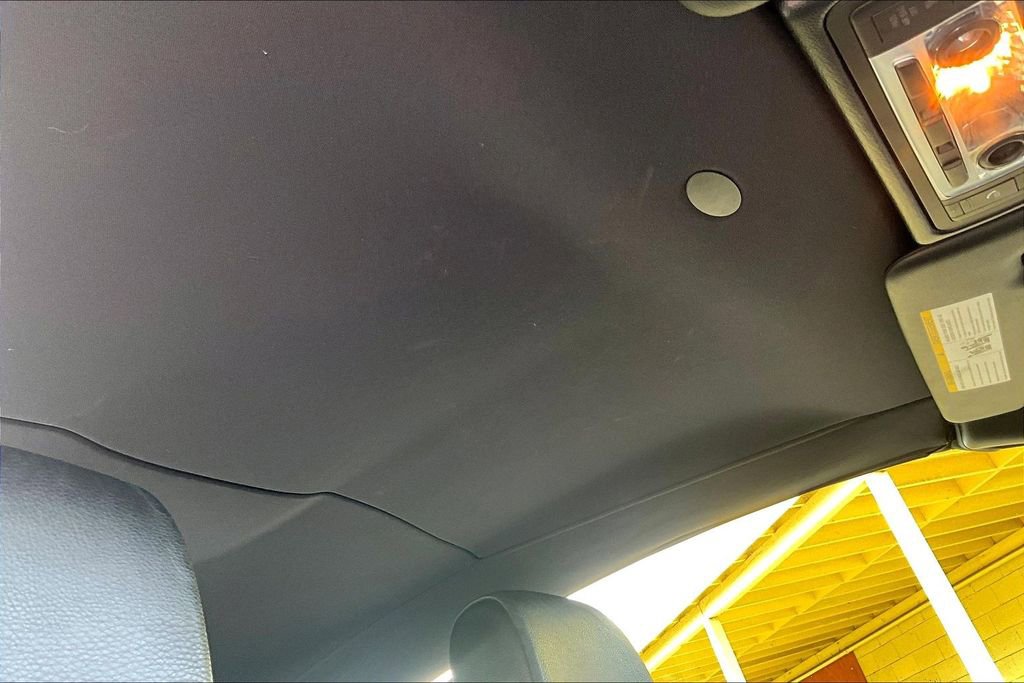 Used 2013 BMW 335i Convertible image 15