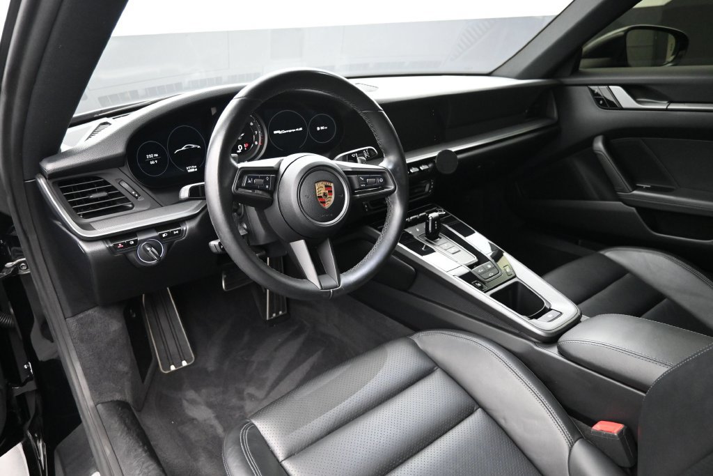 Certified 2020 Porsche 911 Carrera 4S AWD/4WD image 4