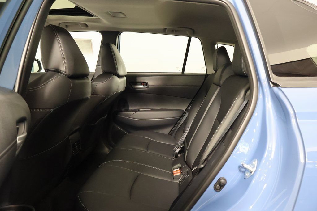 Used 2026 Toyota Corolla Cross XLE w/ Convenience Package FWD image 11