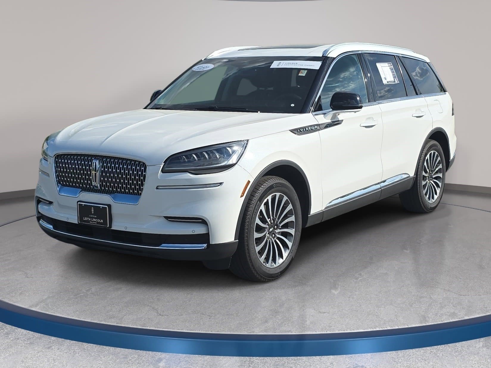 Certified 2023 Lincoln Aviator Reserve w/ Elements Package Plus AWD/4WD image 1