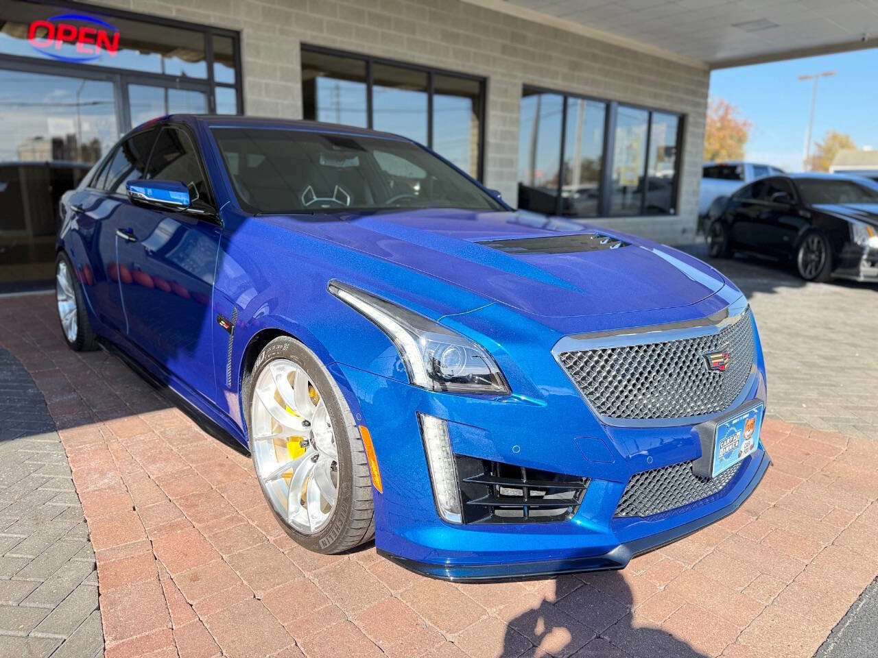 Used 2018 Cadillac CTS V image 25