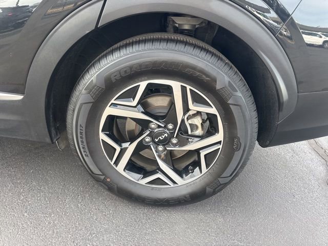 Used 2024 Kia Sportage LX image 23