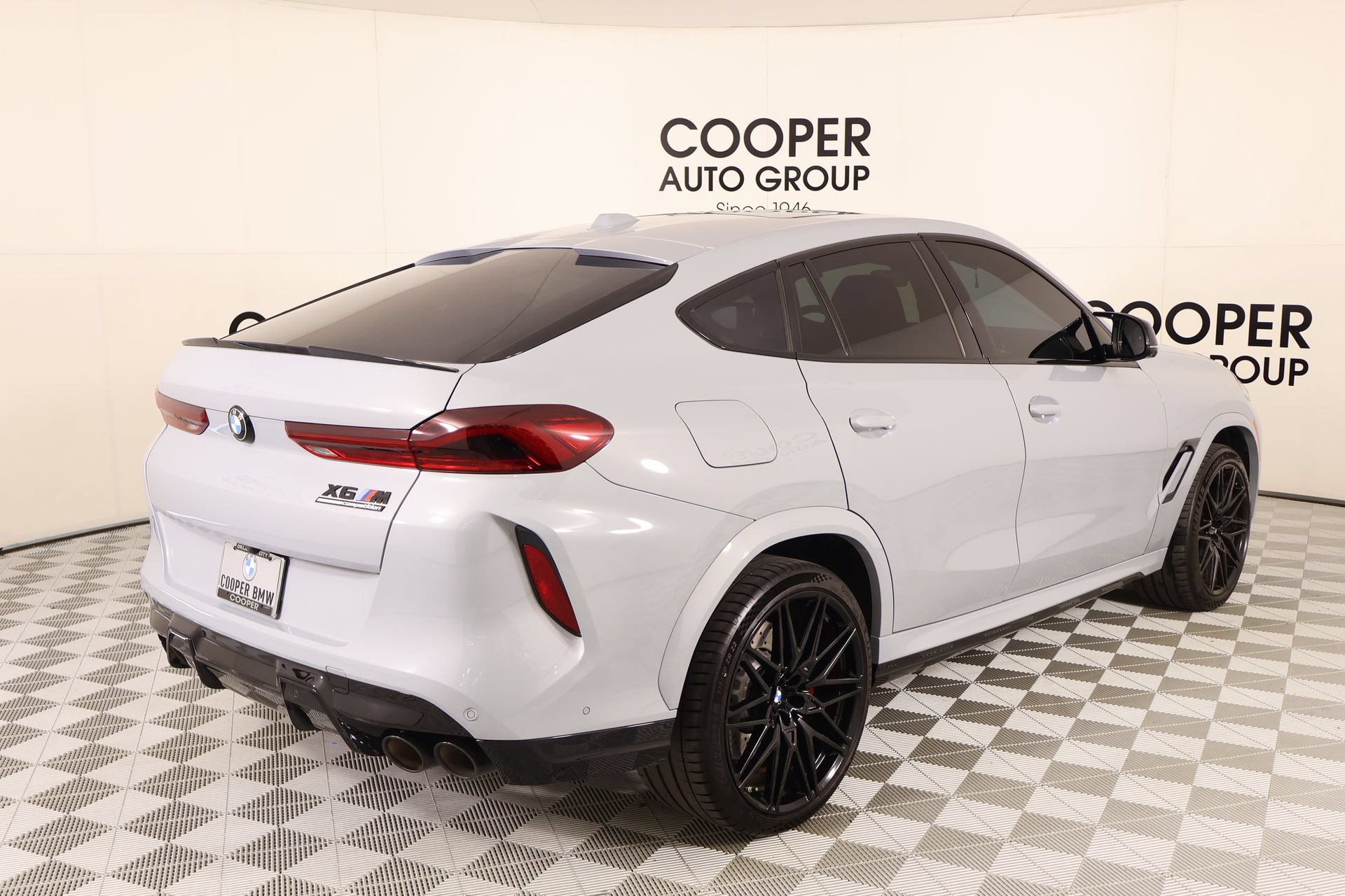Used 2026 BMW X6 M Competition w/ Executive Package AWD/4WD image 22