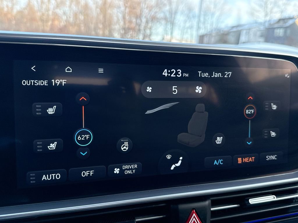 Used 2023 Hyundai Ioniq 6 Limited image 17