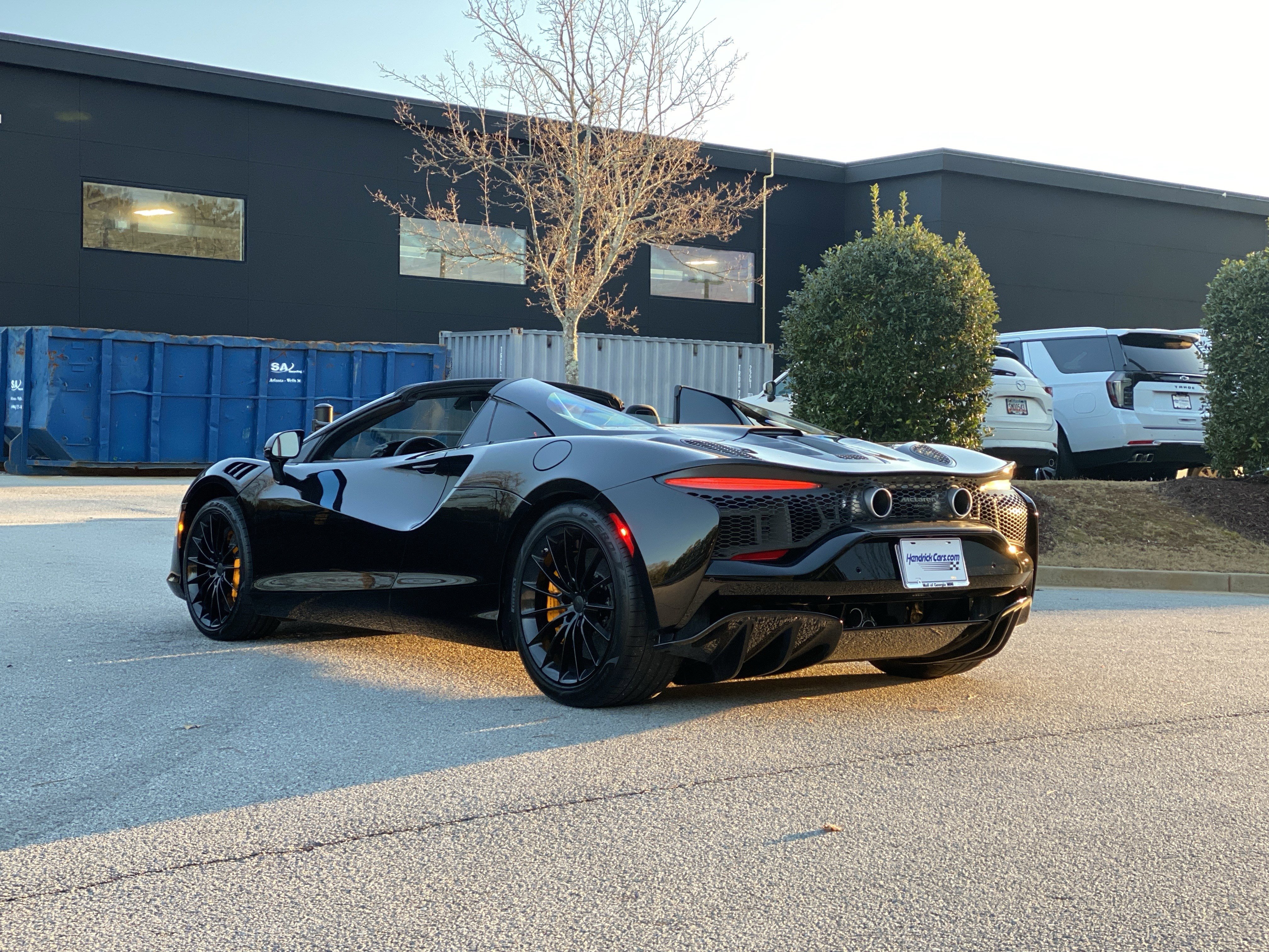 Used 2025 McLaren Artura Spider image 15