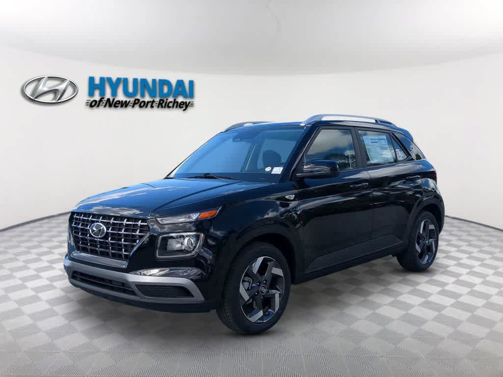 New 2026 Hyundai Venue SEL FWD image 2