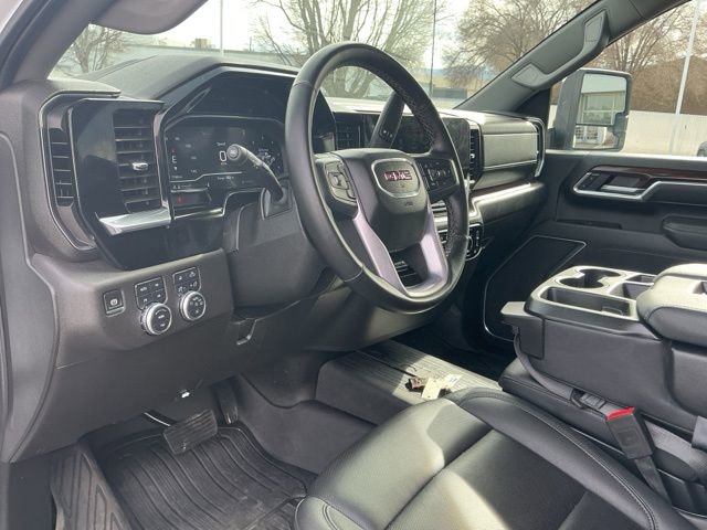 Used 2025 GMC Sierra 3500 SLT w/ X31 Off-Road Package image 13