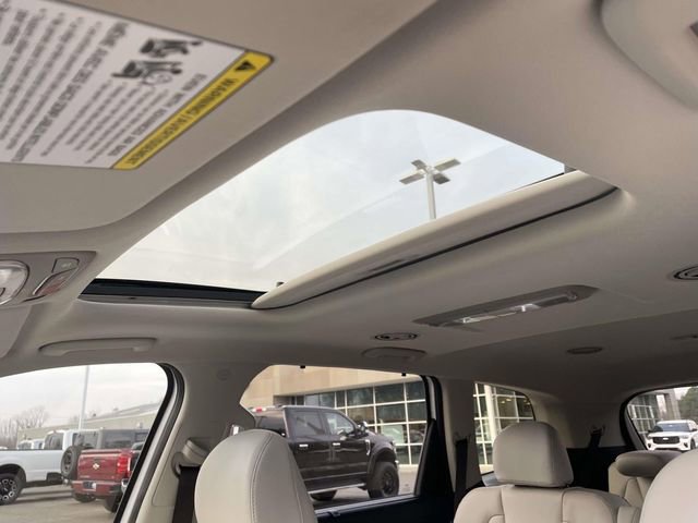 Used 2025 Kia Telluride EX w/ EX Captain's Chair Package image 19