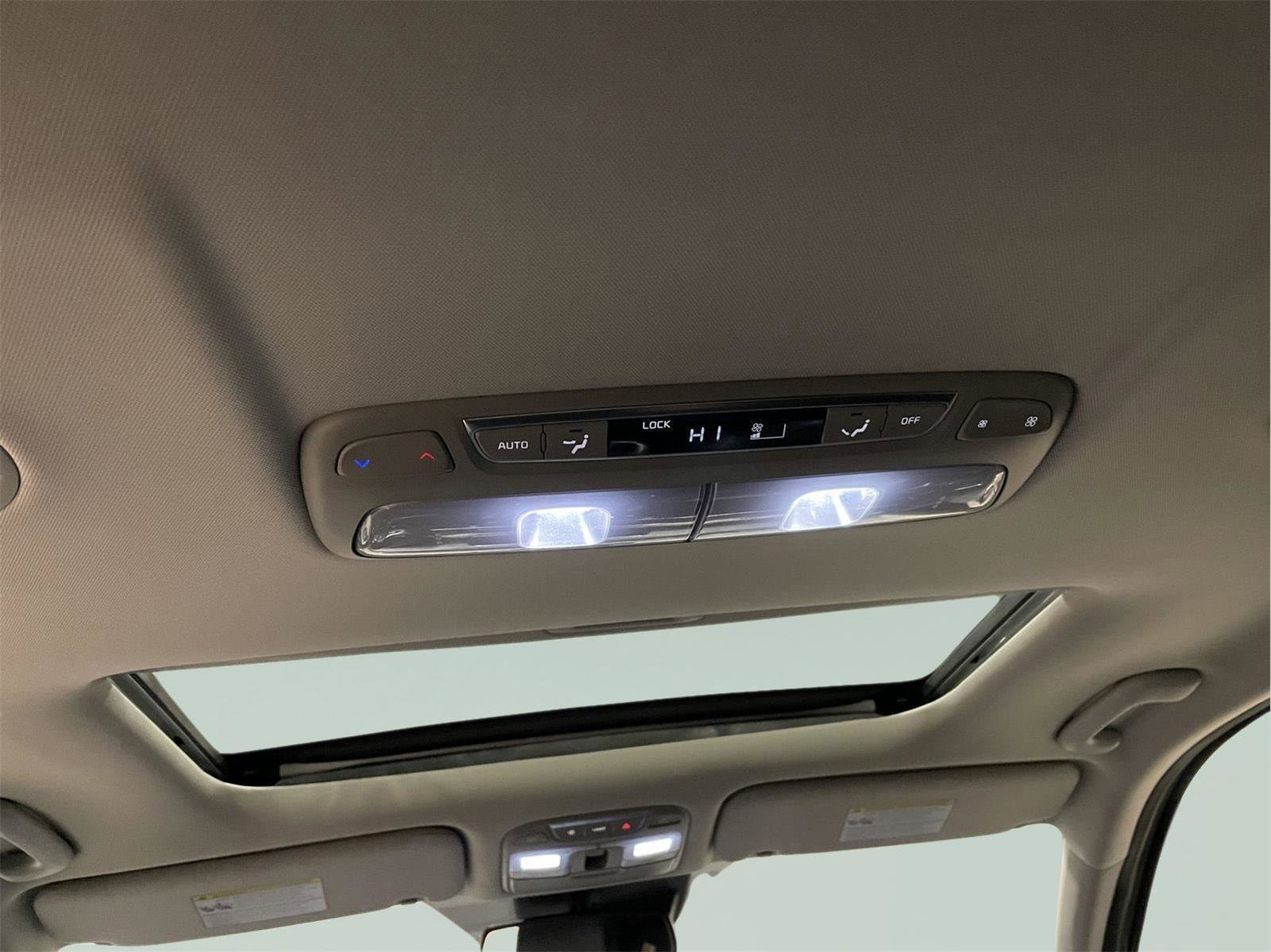 Used 2021 Kia Telluride EX w/ EX Premium Package image 19