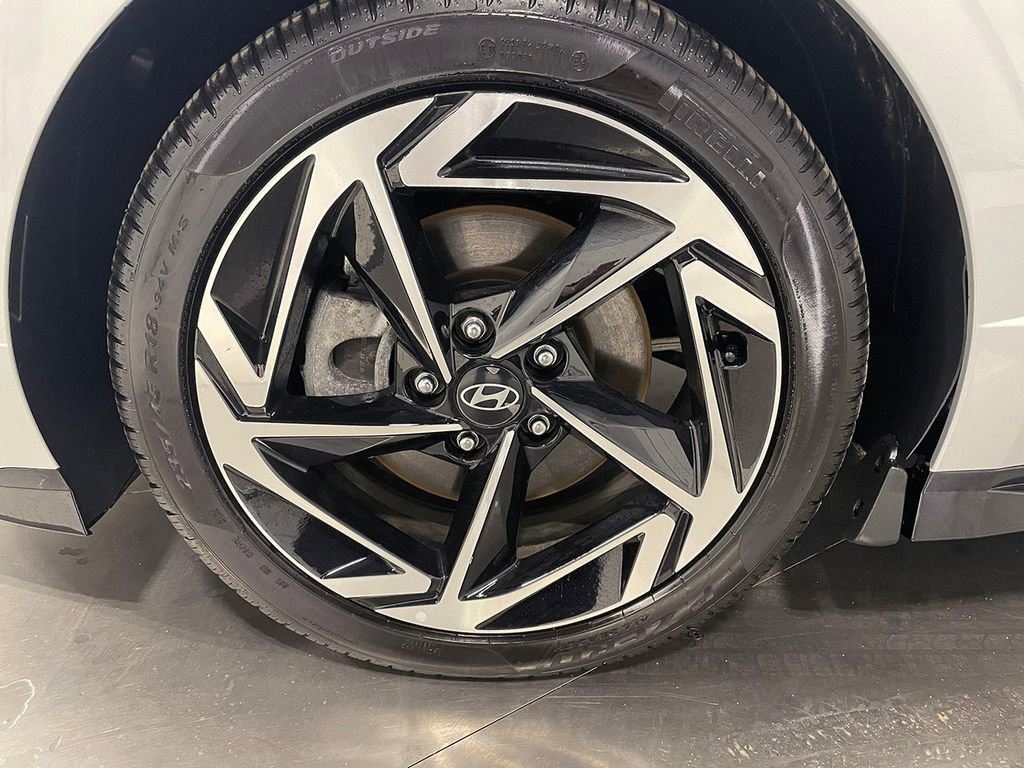 Used 2026 Hyundai Sonata SEL AWD/4WD image 16