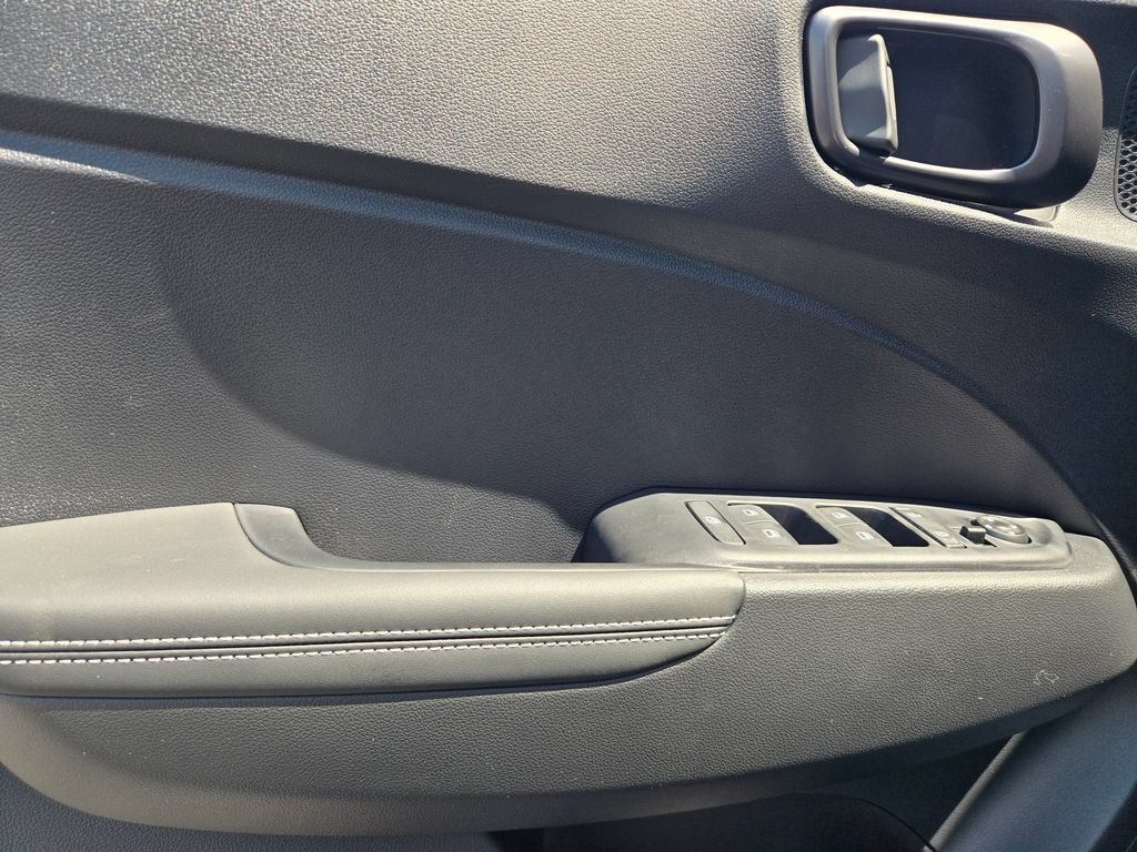 New 2026 Hyundai Venue SEL FWD image 24
