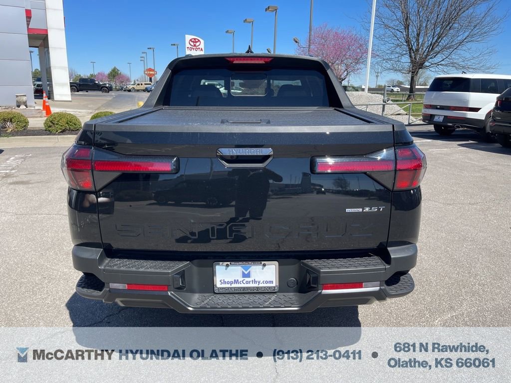 Used 2024 Hyundai Santa Cruz Night image 16