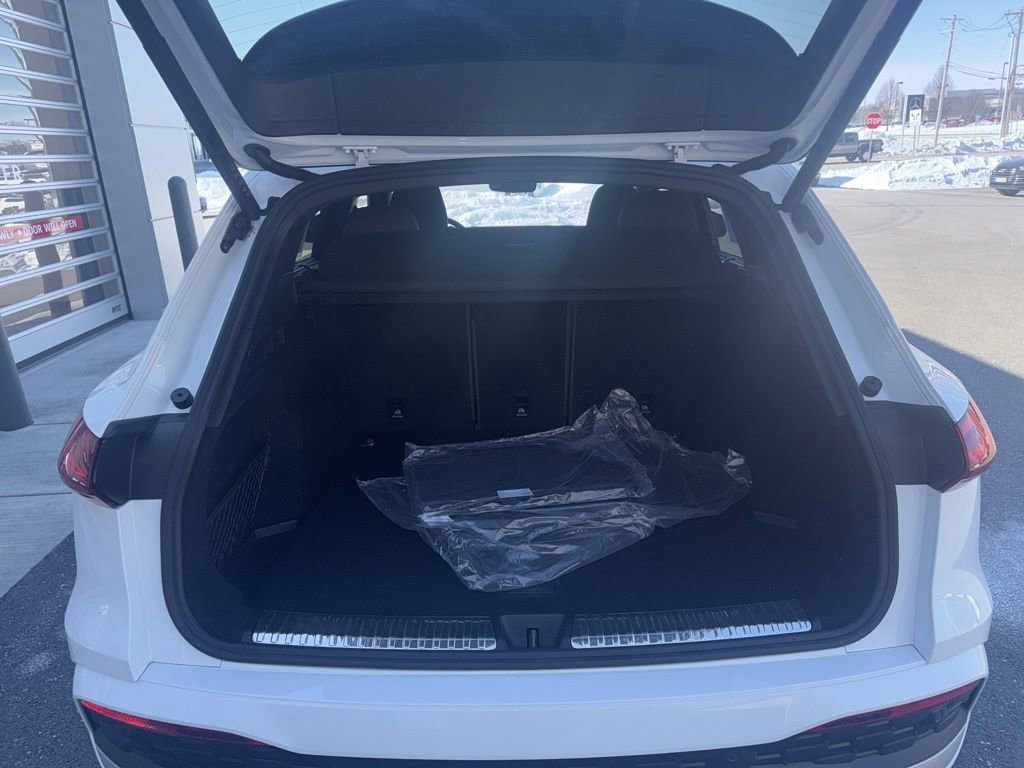 Used 2025 Audi Q5 Prestige image 26