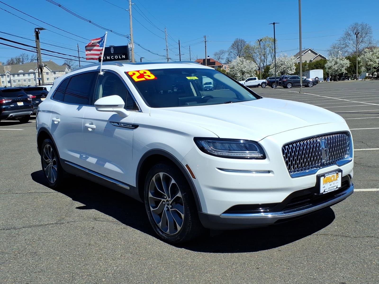 Used 2023 Lincoln Nautilus Reserve AWD/4WD image 1