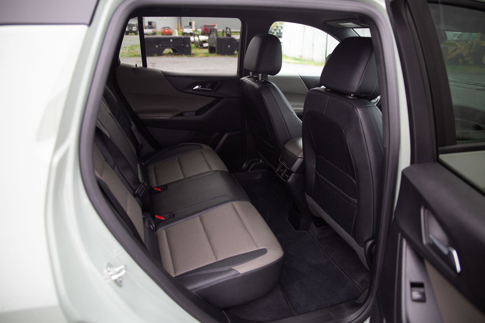 Certified 2026 Chevrolet Equinox LT w/ Convenience Package II image 23