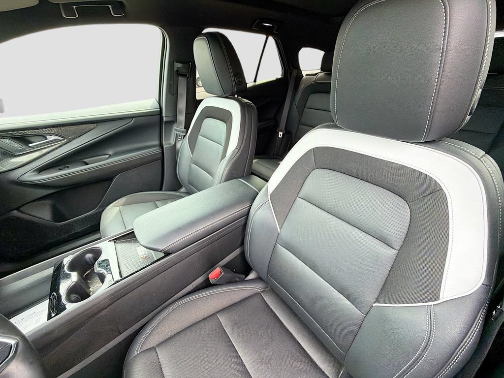 Used 2024 Chevrolet Blazer EV LT AWD/4WD image 11